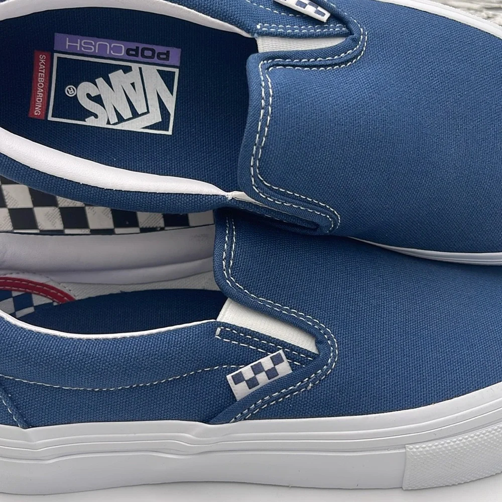 Vans WMNS Skate Slip-On Wrapped Dark Denim
VN0A5FCADDN
Sneakers - Picture 14 of 16